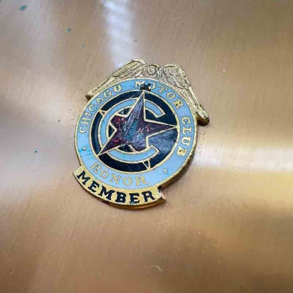 1940's Elgin American Compact Chicago Motor Club Honor Member Powder Compact - Picture 6 of 12